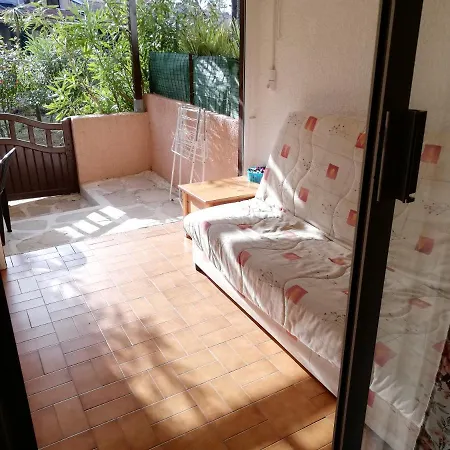 Avec Terrasse Apartamento