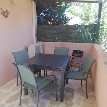 Avec Terrasse *